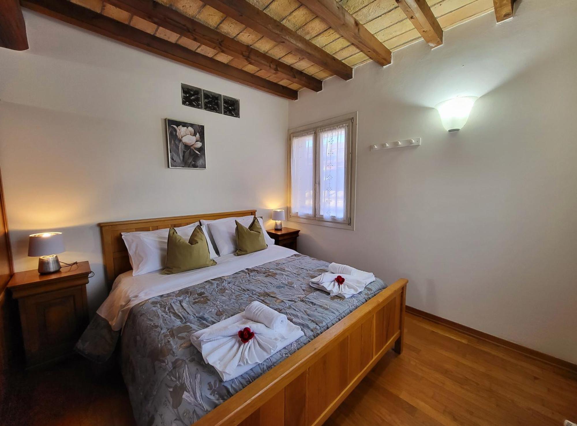 Residence Antico Borgo Modena Buitenkant foto