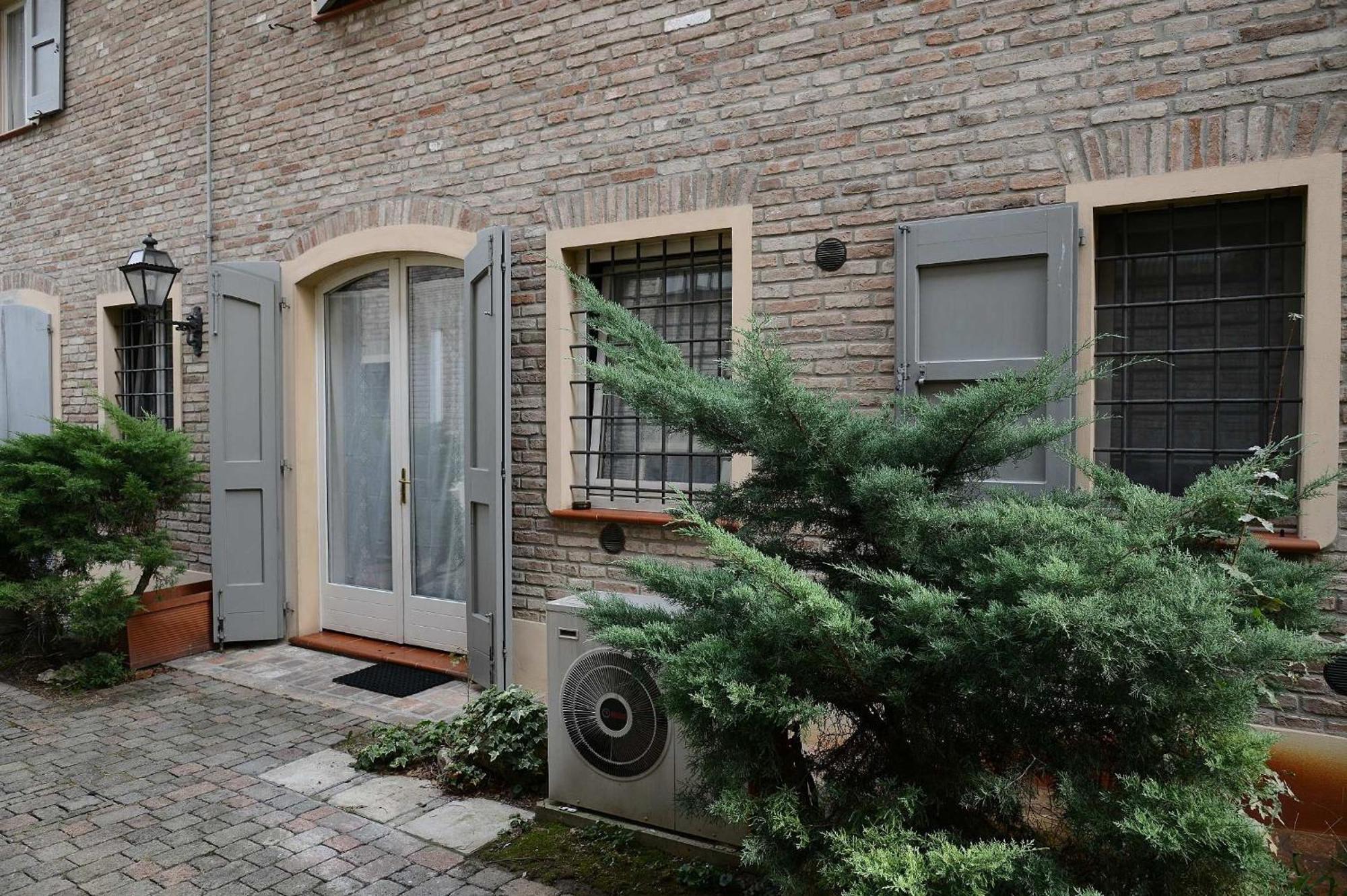 Residence Antico Borgo Modena Buitenkant foto